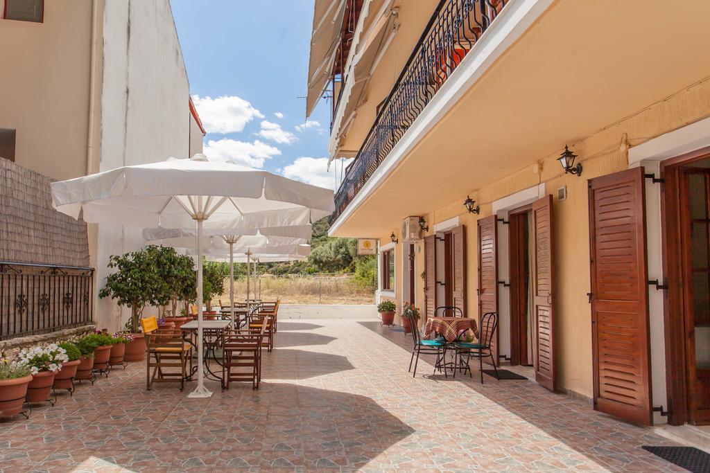 Ionio Sea Poros Studios Mikros Gialos Ngoại thất bức ảnh