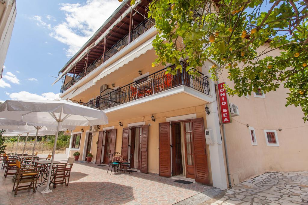 Ionio Sea Poros Studios Mikros Gialos Ngoại thất bức ảnh