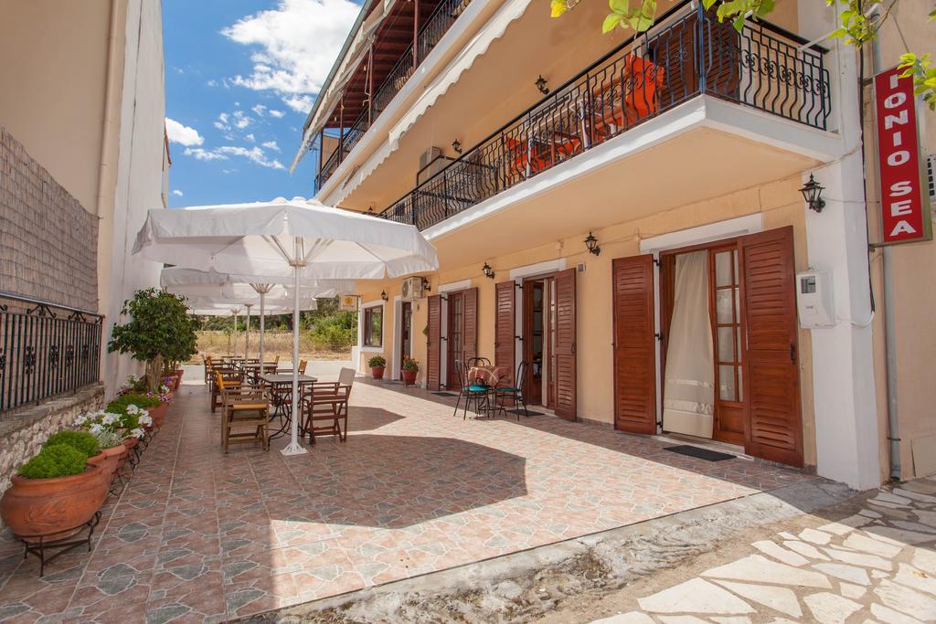 Ionio Sea Poros Studios Mikros Gialos Ngoại thất bức ảnh